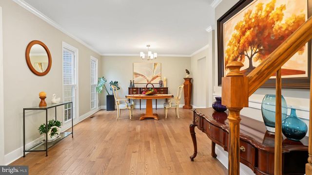 9117 WILLOW POND LN, Potomac, MD 20854