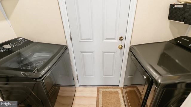 9117 WILLOW POND LN, Potomac, MD 20854