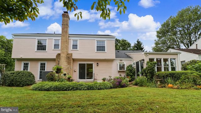 9117 WILLOW POND LN, Potomac, MD 20854