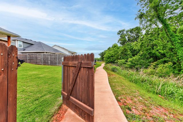 513 NW 183rd Street, Edmond, OK 73012