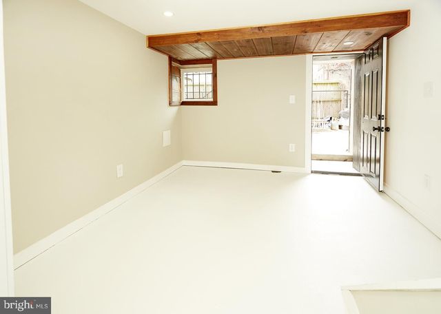 1404 LEMMON ST, Baltimore, MD 21223