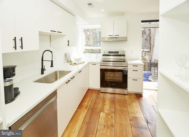 1404 LEMMON ST, Baltimore, MD 21223