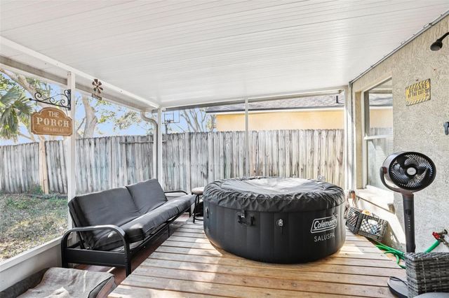 719 SOMERSTONE DRIVE, Valrico, FL 33594