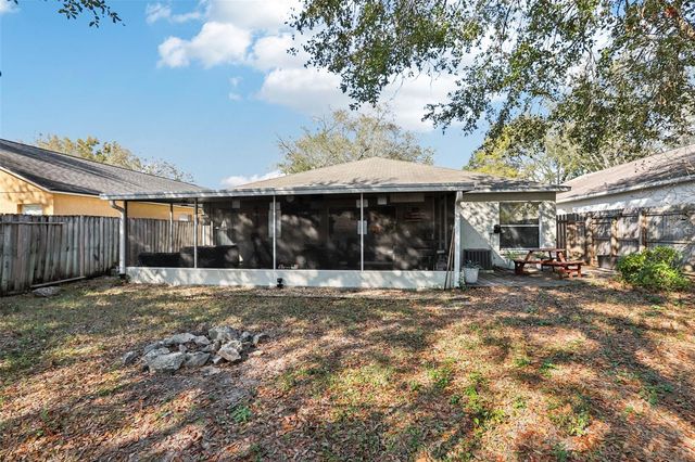 719 SOMERSTONE DRIVE, Valrico, FL 33594