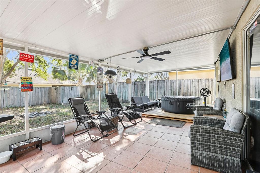 Image 34 of property listing at 719 SOMERSTONE DRIVE, Valrico, FL 33594