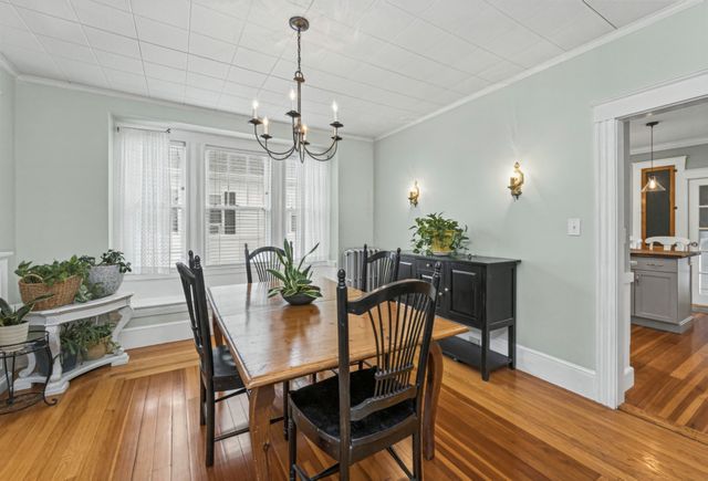 40 Quincy St, Methuen, MA 01844