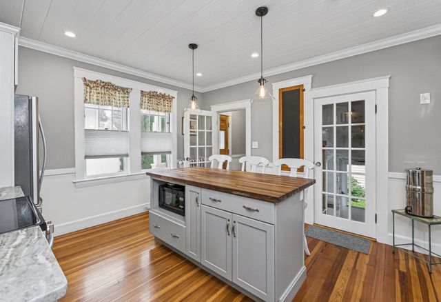 40 Quincy St, Methuen, MA 01844