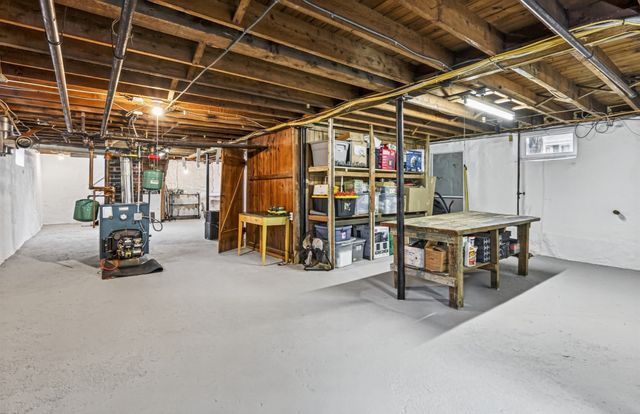 40 Quincy St, Methuen, MA 01844