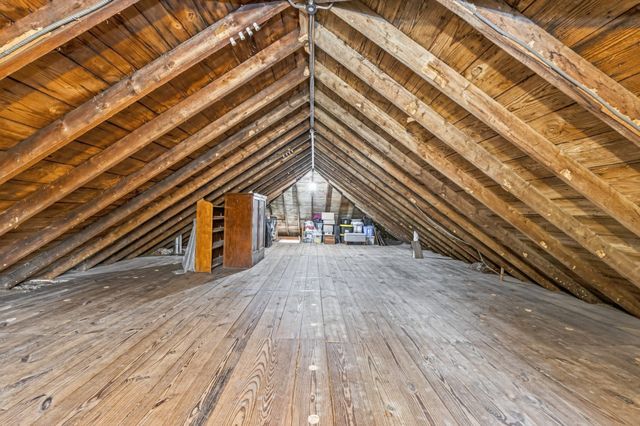 40 Quincy St, Methuen, MA 01844