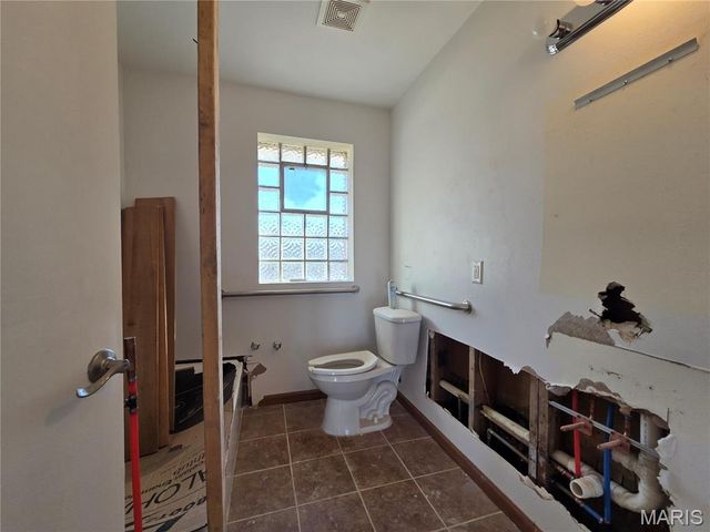 4448 Telegraph Road, Unincorporated, MO 63129