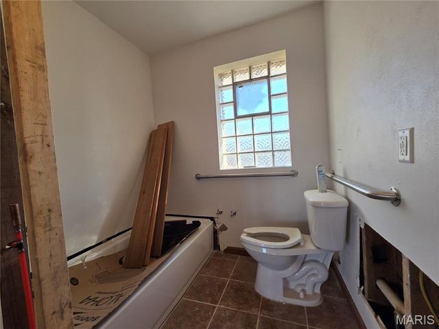 4448 Telegraph Road, Unincorporated, MO 63129