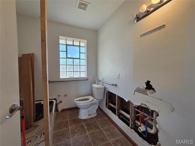 4448 Telegraph Road, Unincorporated, MO 63129