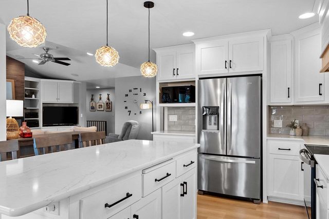 2141 WHEAT WAY, Green Bay, WI 54311