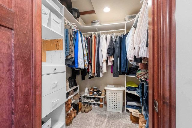 2141 WHEAT WAY, Green Bay, WI 54311