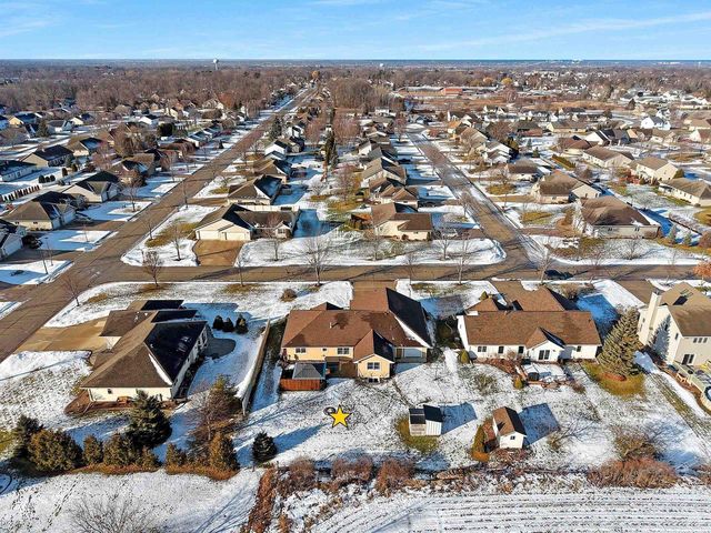 2141 WHEAT WAY, Green Bay, WI 54311