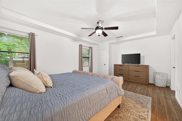 548 Brandon Road, Conroe, TX 77302