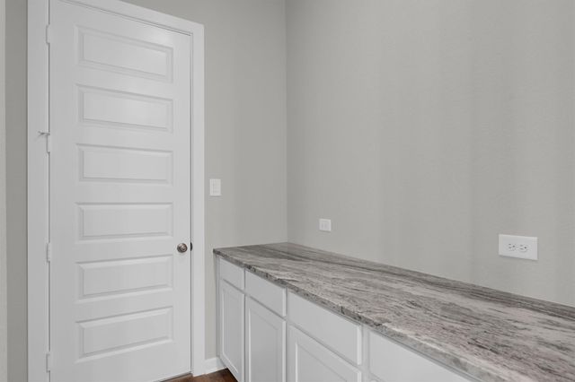 344 Summer Place Drive, Montgomery, TX 77356