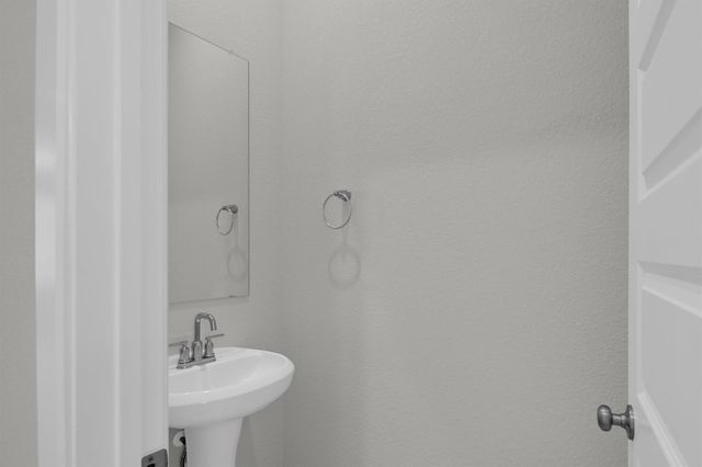 344 Summer Place Drive, Montgomery, TX 77356