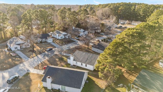 1109 Shroyer Circle, Jacksonville, NC 28540