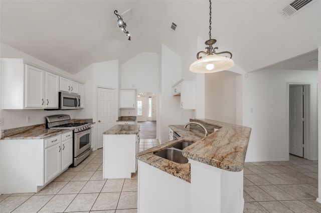 4728 Grant Park Avenue, Fort Worth, TX 76137