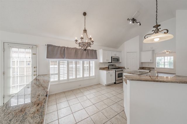 4728 Grant Park Avenue, Fort Worth, TX 76137