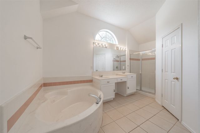 4728 Grant Park Avenue, Fort Worth, TX 76137
