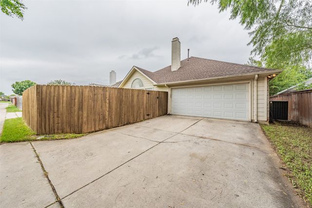 4728 Grant Park Avenue, Fort Worth, TX 76137