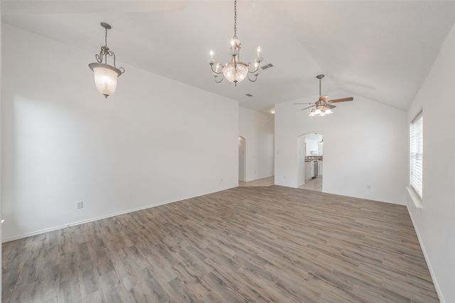 4728 Grant Park Avenue, Fort Worth, TX 76137