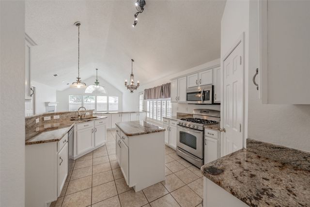 4728 Grant Park Avenue, Fort Worth, TX 76137