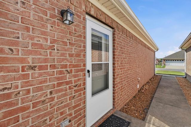 12 Westhaven Place, Cabot, AR 72023