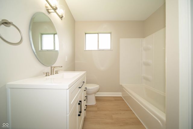 13907 E 117th Street, Fishers, IN 46037