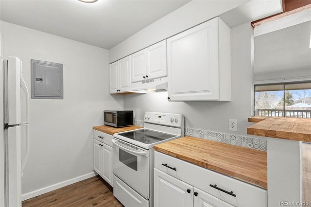 381 S Ames Street F305, Lakewood, CO 80226