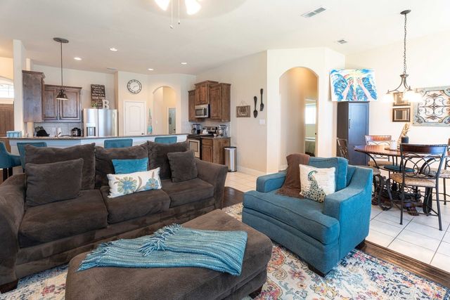 716 Edgewood Drive, Desoto, TX 75115