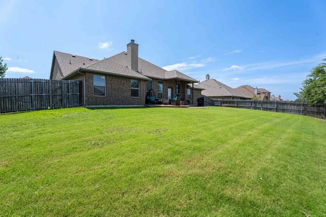716 Edgewood Drive, Desoto, TX 75115