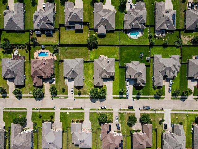 716 Edgewood Drive, Desoto, TX 75115