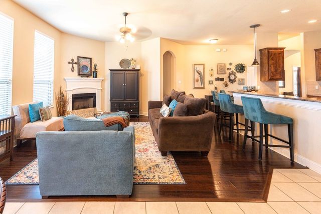 716 Edgewood Drive, Desoto, TX 75115
