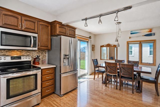 810 10th Avenue SE, Austin, MN 55912