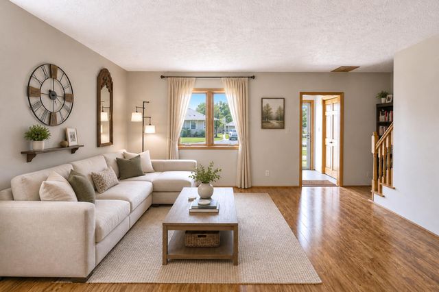 810 10th Avenue SE, Austin, MN 55912
