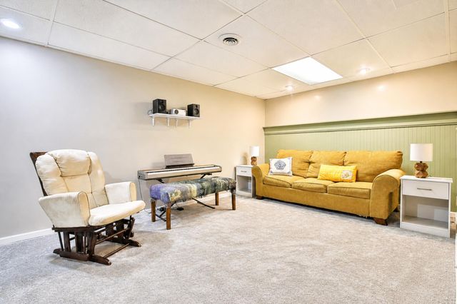 810 10th Avenue SE, Austin, MN 55912