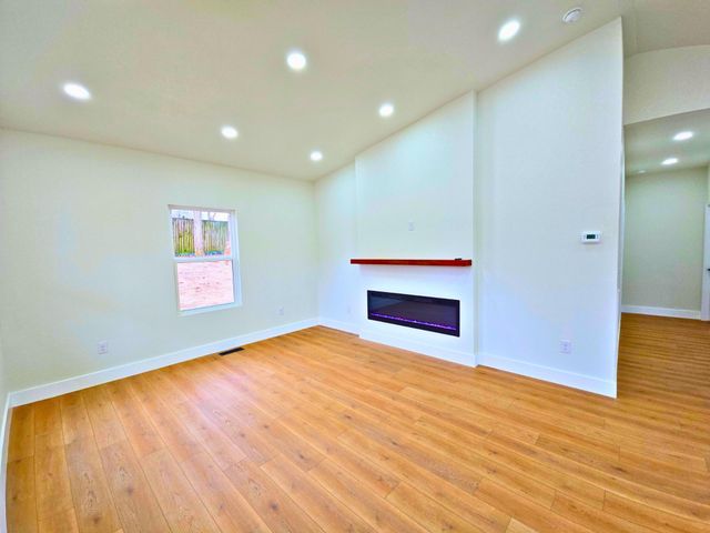 432 Englewood Road, Madisonville, TN 37354