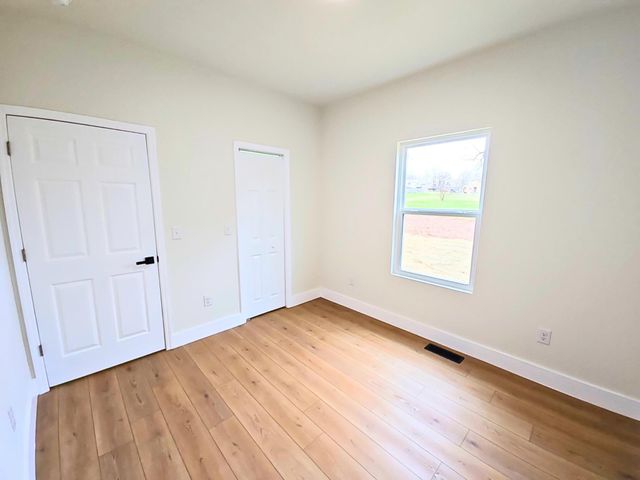 432 Englewood Road, Madisonville, TN 37354