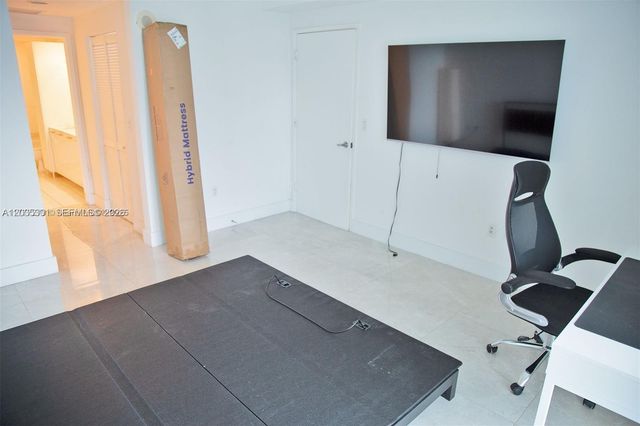 951 Brickell Ave 3007, Miami, FL 33131