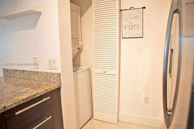 951 Brickell Ave 3007, Miami, FL 33131