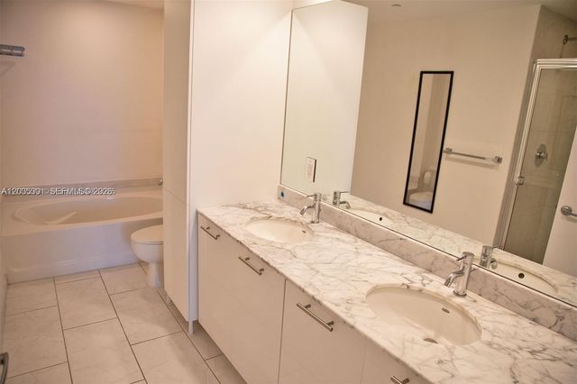 951 Brickell Ave 3007, Miami, FL 33131