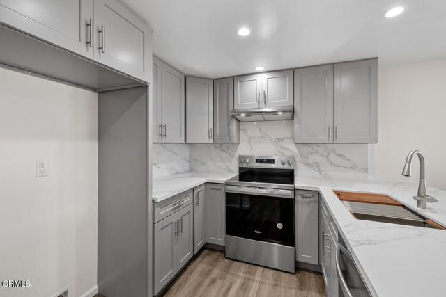 3107 Harbor Boulevard, Oxnard, CA 93035