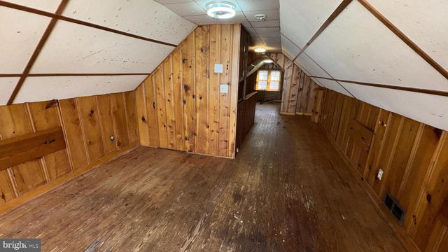 6502 KNOLLBROOK DR, Hyattsville, MD 20783