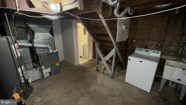 6502 KNOLLBROOK DR, Hyattsville, MD 20783