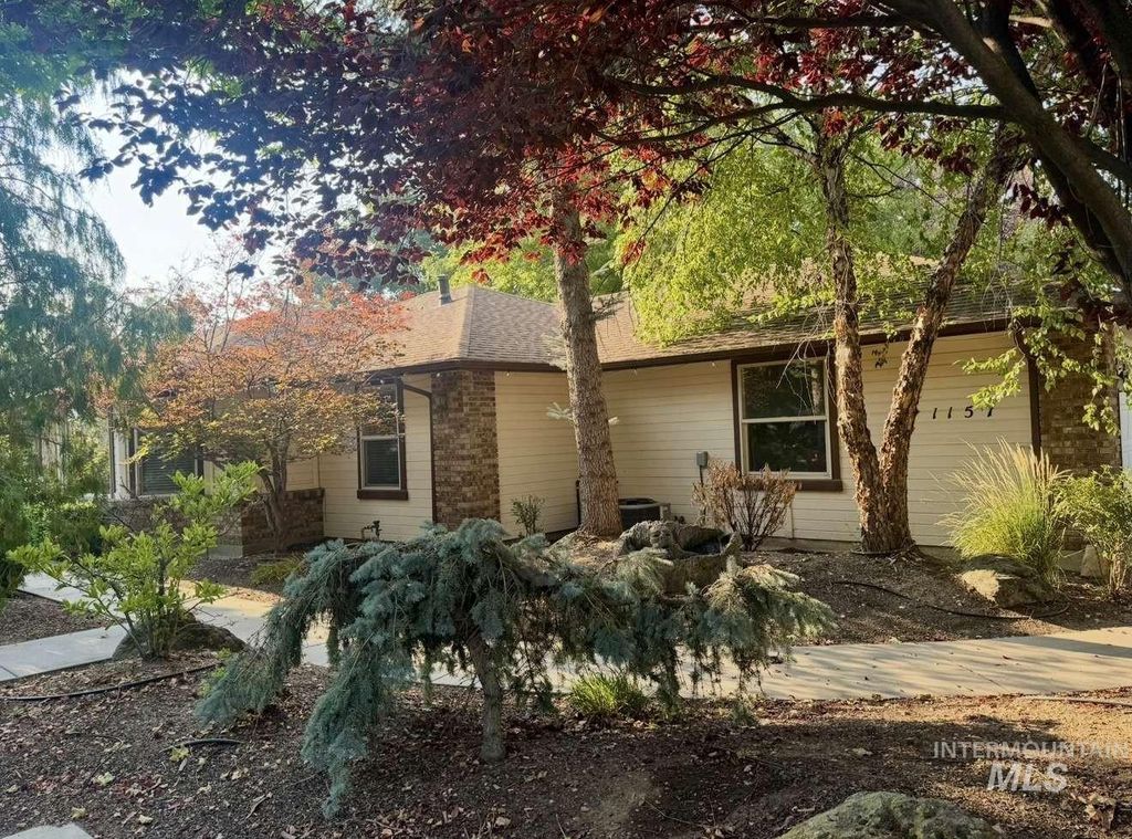 1157 E Mcmillan Rd, Meridian, ID 83646 photo 3