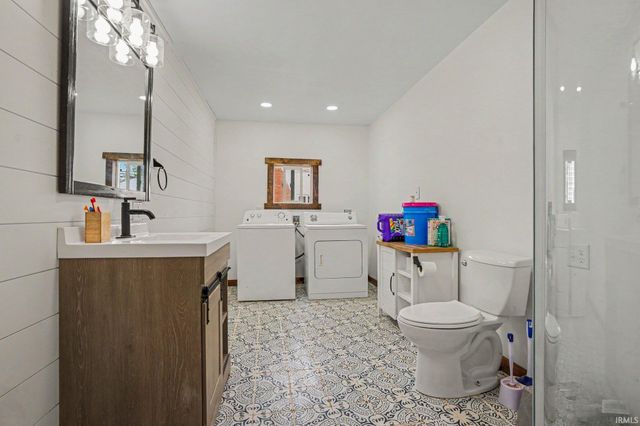 219 W Patterson Street, Lakeville, IN 46536