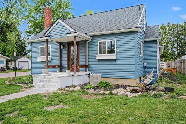 219 W Patterson Street, Lakeville, IN 46536